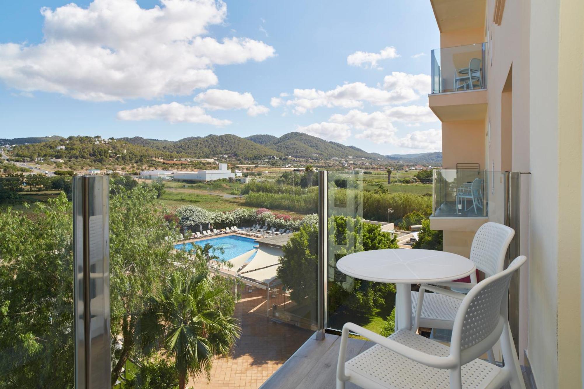 Invisa Hotel Es Pla - Adults Only San Antonio  Bagian luar foto